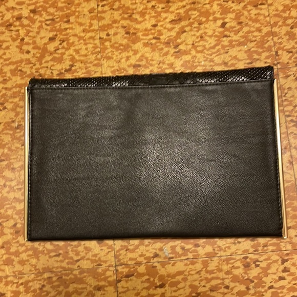 MMS clutch bag with chain - Picture 4 of 4